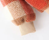 Sudaderas con capucha de manga farol empalmada de lana de cordero a cuadros