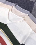 Suéter playero de punto con rayas en contraste y cuello en V