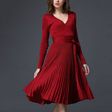 Sexy V-Neck Solid Pleated Knitted Skater Dress
